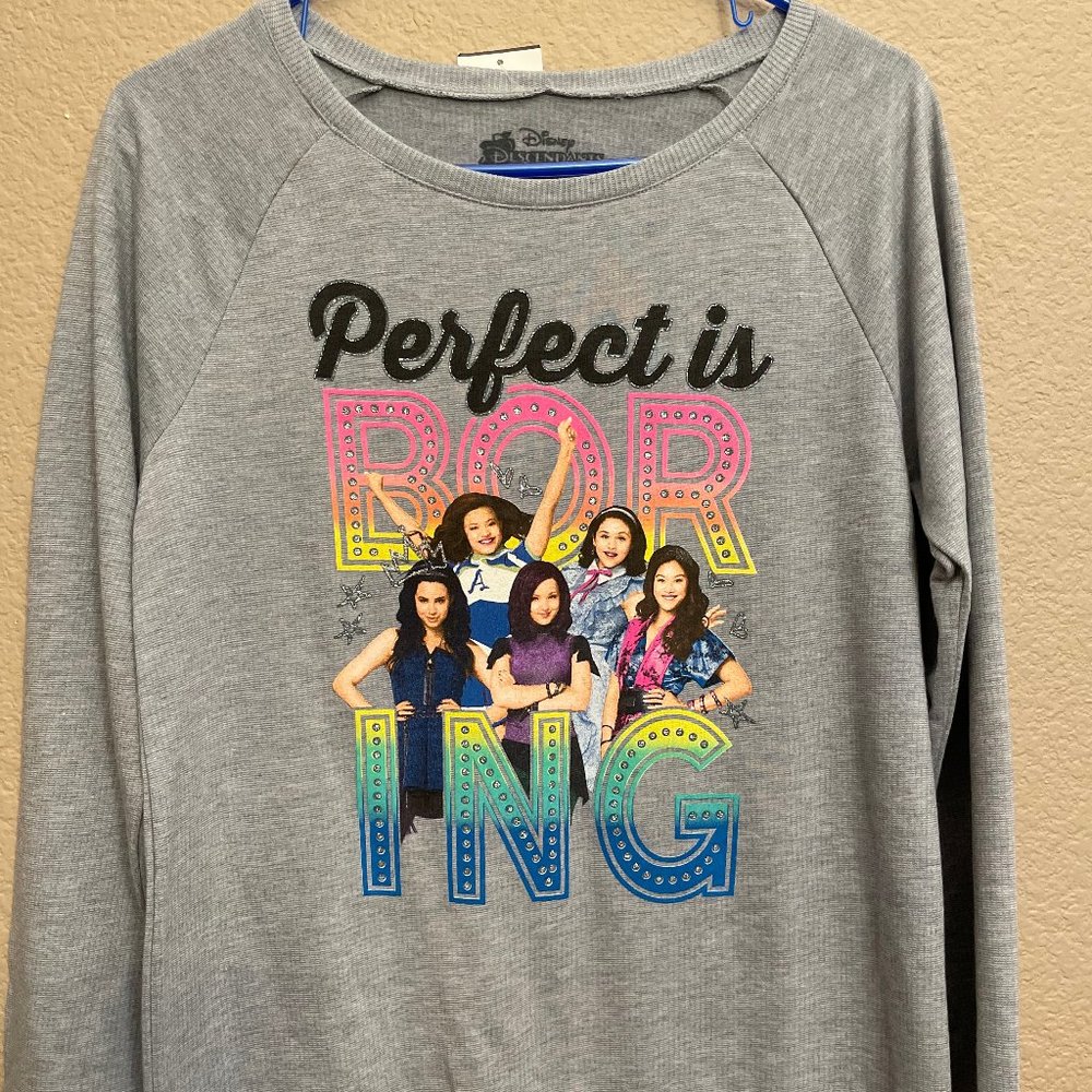 Disney - Descendants movie shirt/sweater